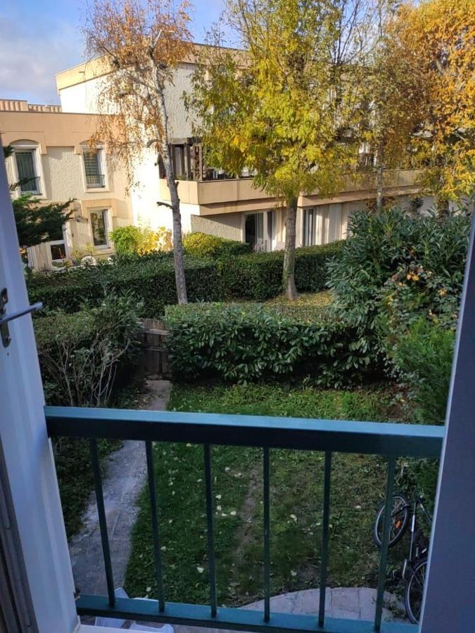 Maison De Ville 102M2 3 Chambres Монтіньї-ле-Бретонне Екстер'єр фото