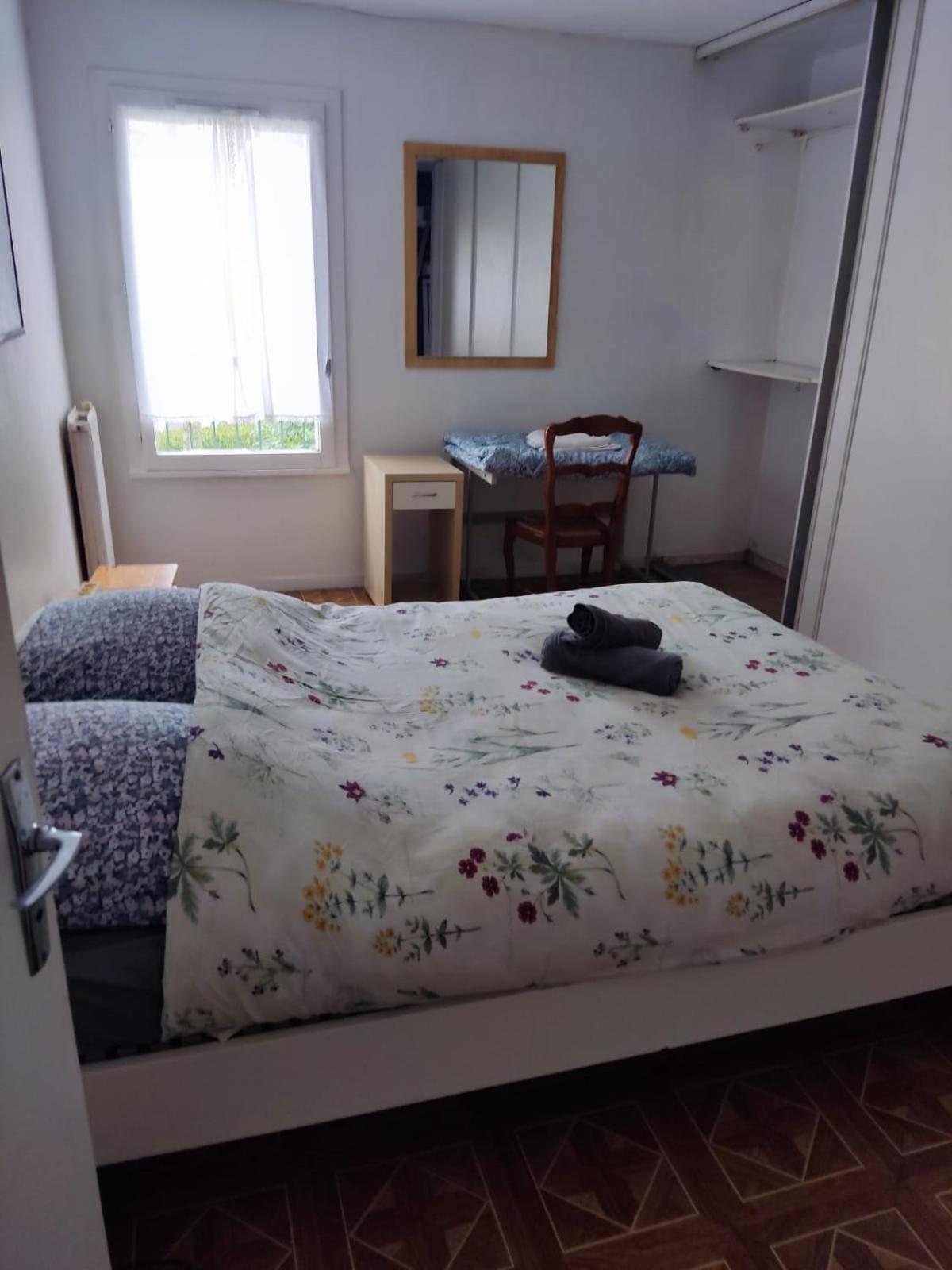 Maison De Ville 102M2 3 Chambres Монтіньї-ле-Бретонне Екстер'єр фото